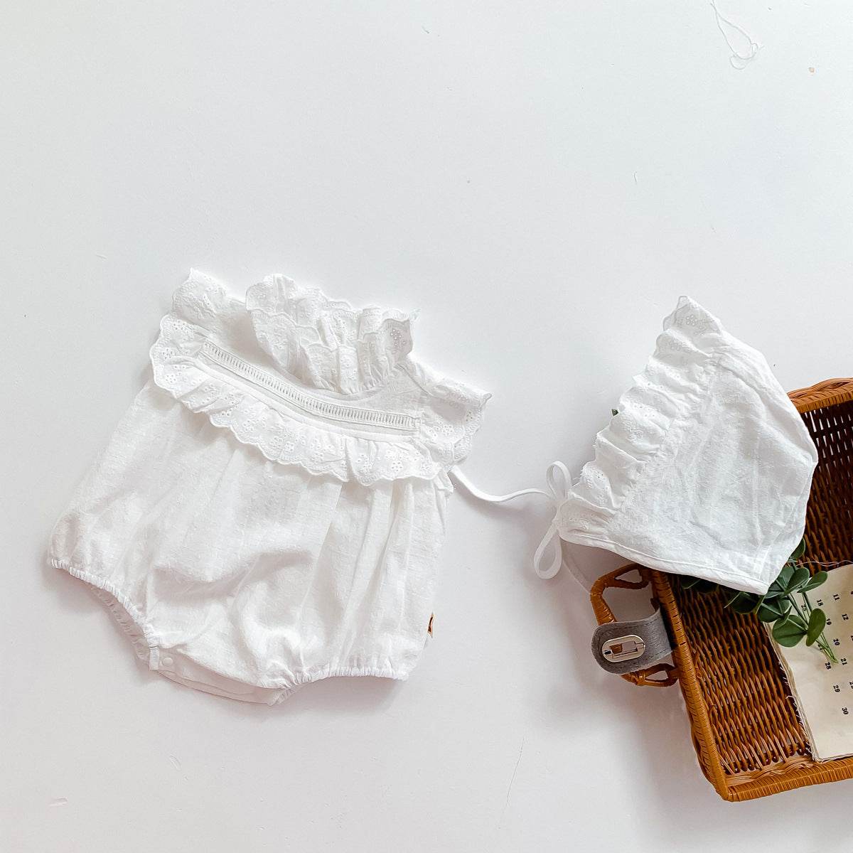 Korean Lace Onesie Jumpsuit Baby Romper - Velora