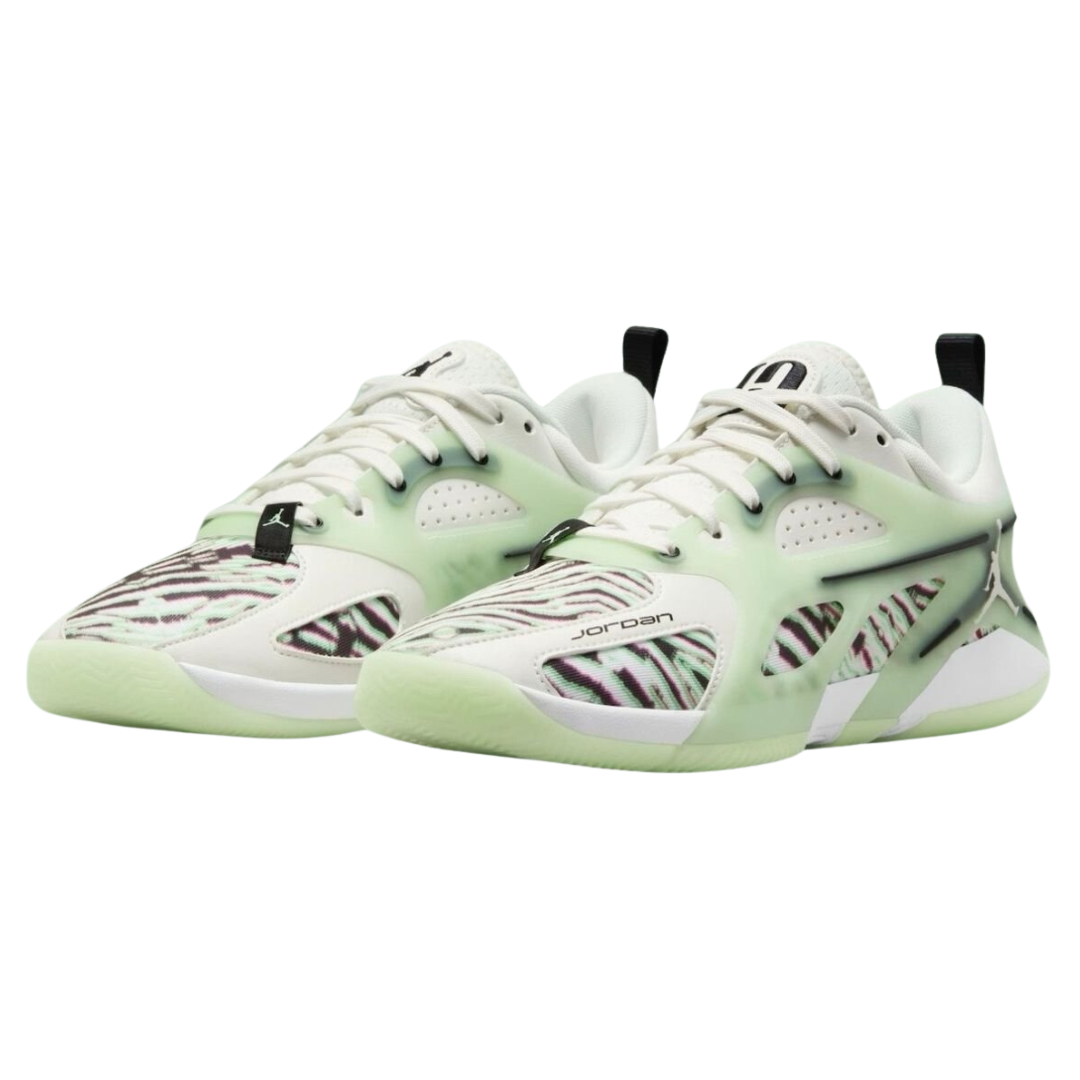 W Jordan Heir Series "Showstopper" FZ2471-100 - Velora