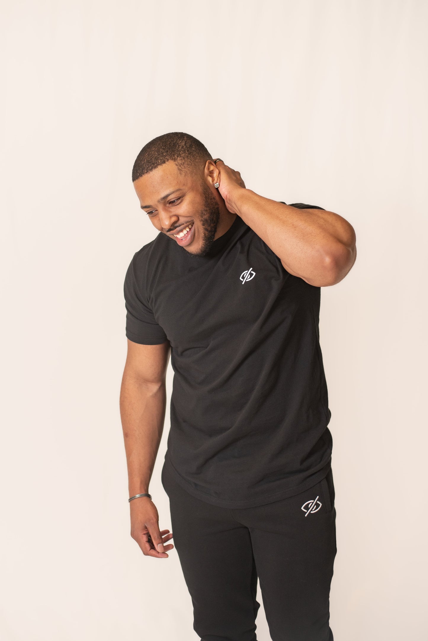 Classic Sweats - Velora