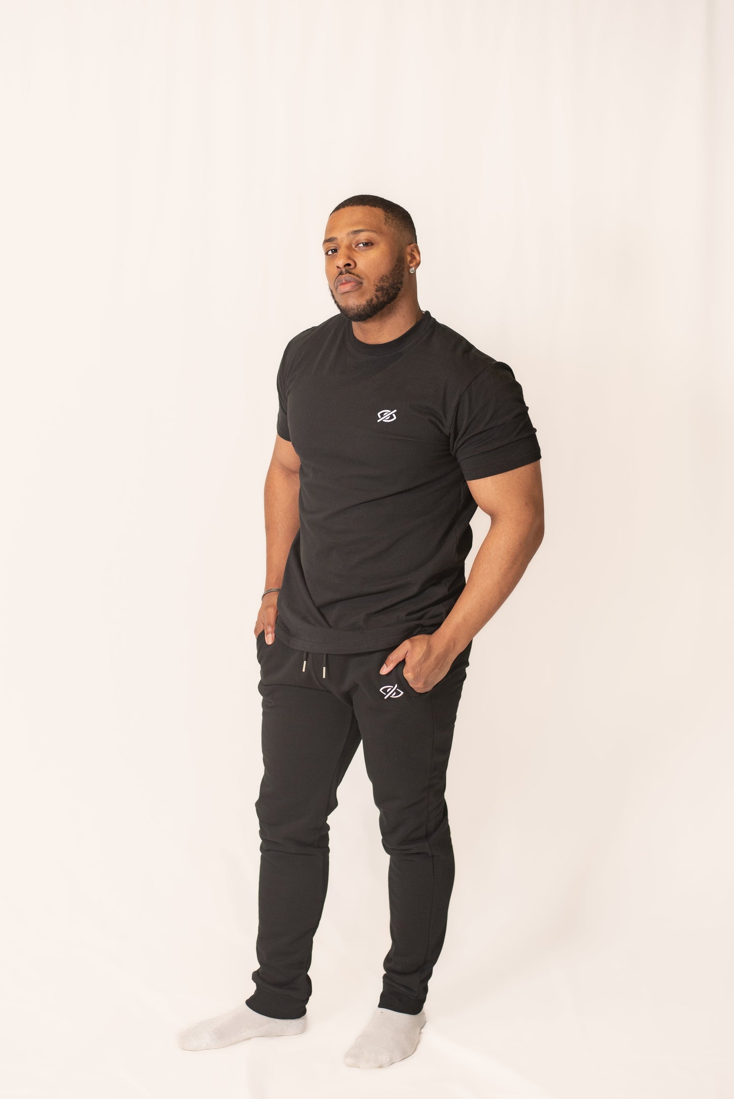 Classic Sweats - Velora