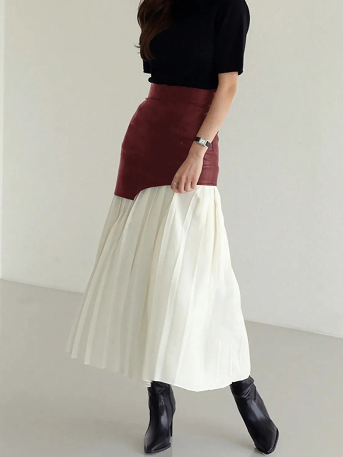 Patchwork Contrast Pleated Skirt - Velora Luxury Fashion