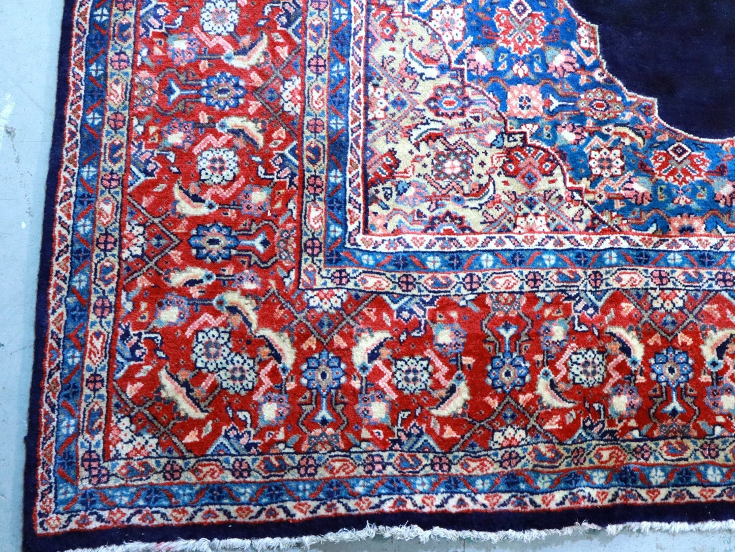 Persian Sarouk Rug | 7' 9" x 11' - Velora Luxury Fashion