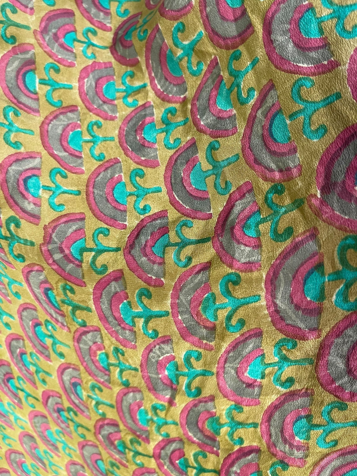 PRC7227 Avatar Pure Silk Cardigan - Velora