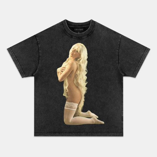 Sabrina Carpenter: Music Icon Tee V9 - Velora
