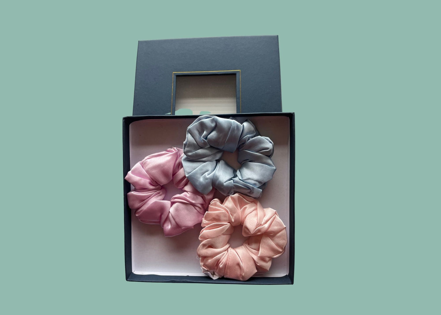 Silk Hair Scrunchie Lilac - Velora Luxury Fashion