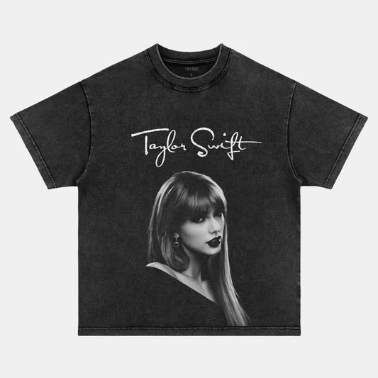 Taylor Swift: Music Icon Tee V3 - Velora