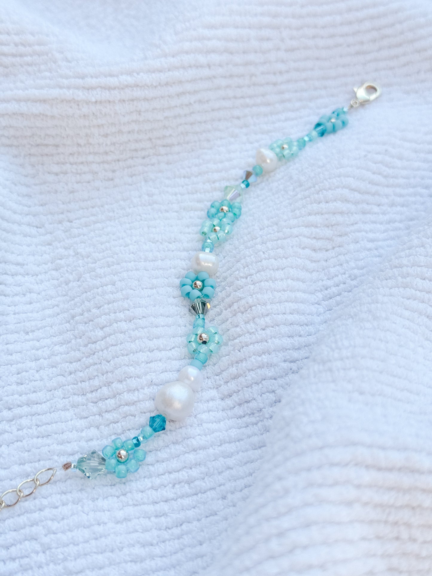 The “Lover” Daisy Bracelet & Anklet - Velora Luxury Fashion