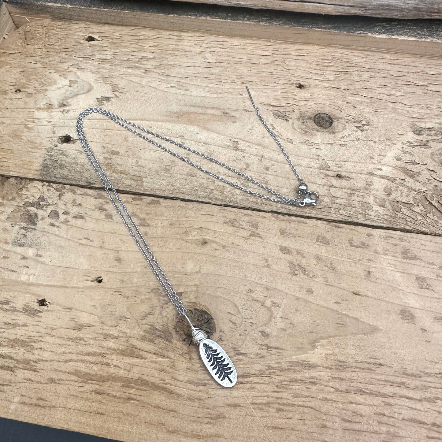 Wire Wrapped Tree Necklace - Velora Luxury Fashion