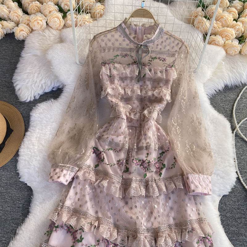 Elegant And Elegant Embroidered Lace Stitching Dress - Velora