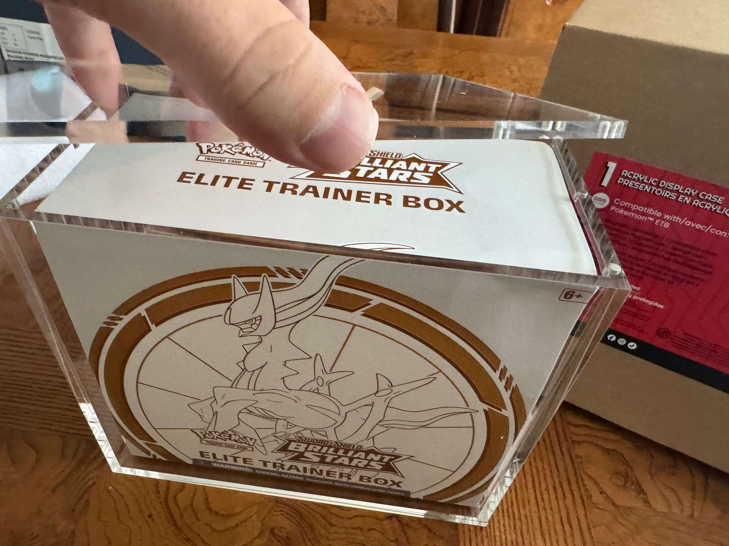 1x EVORETRO Acrylic Case for Pokemon ETB with Magnetic Lid