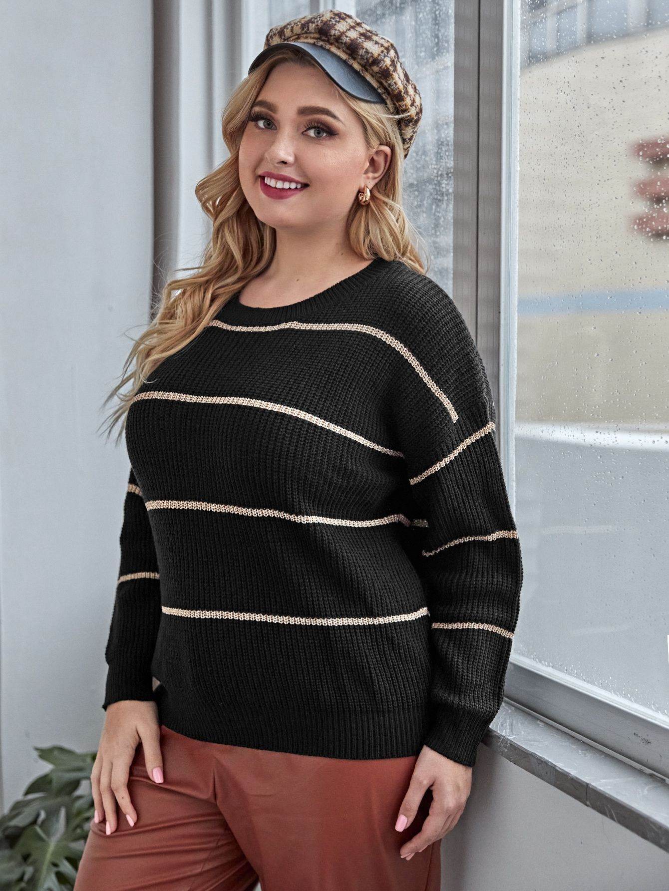 Large Size Women's Sweater - Velora
