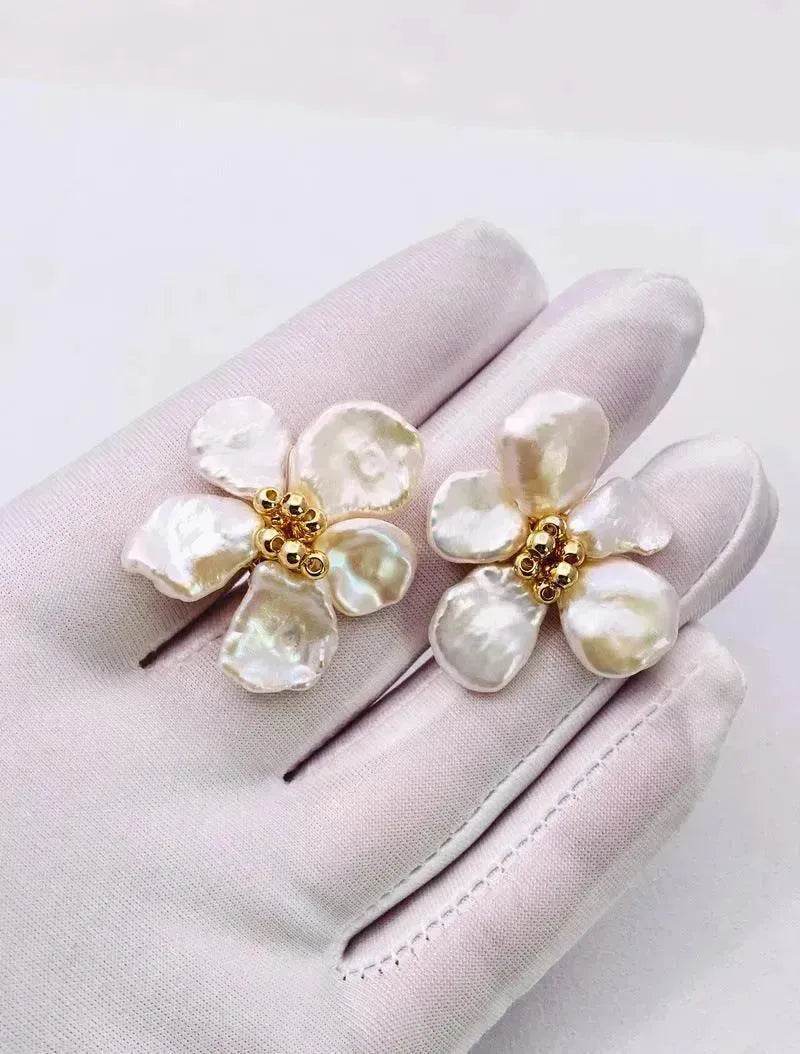 Baroque Pearl Earrings Female European And American Temperament Personality Flower Stud Earrings - Velora
