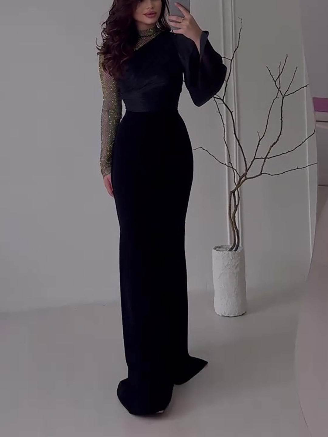 Elegant Sparkling Diamond Patchwork Long-sleeved Maxi Dress - Velora