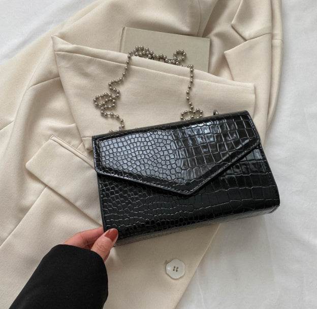 Elegant Simple And Fashionable Handbag - Velora