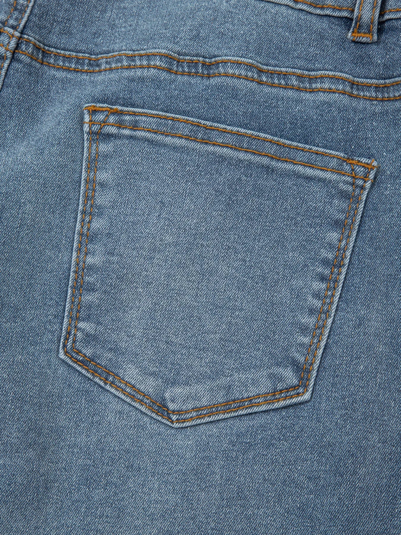 High-Waisted Flare Jeans with Seam Detail - Velora