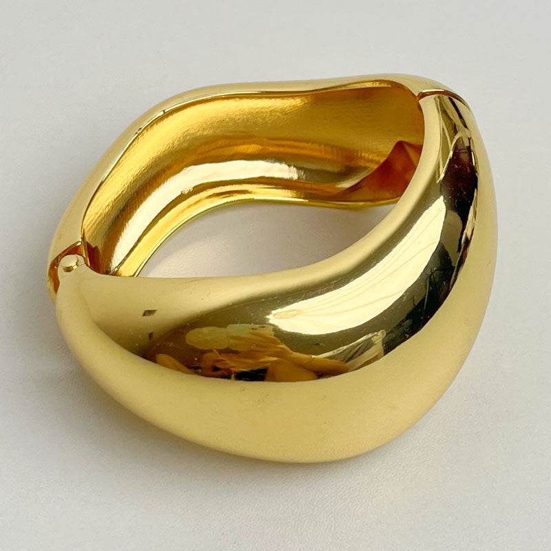 European And American Niche Retro Irregular Metal Wave Elastic Open-ended Bracelet - Velora