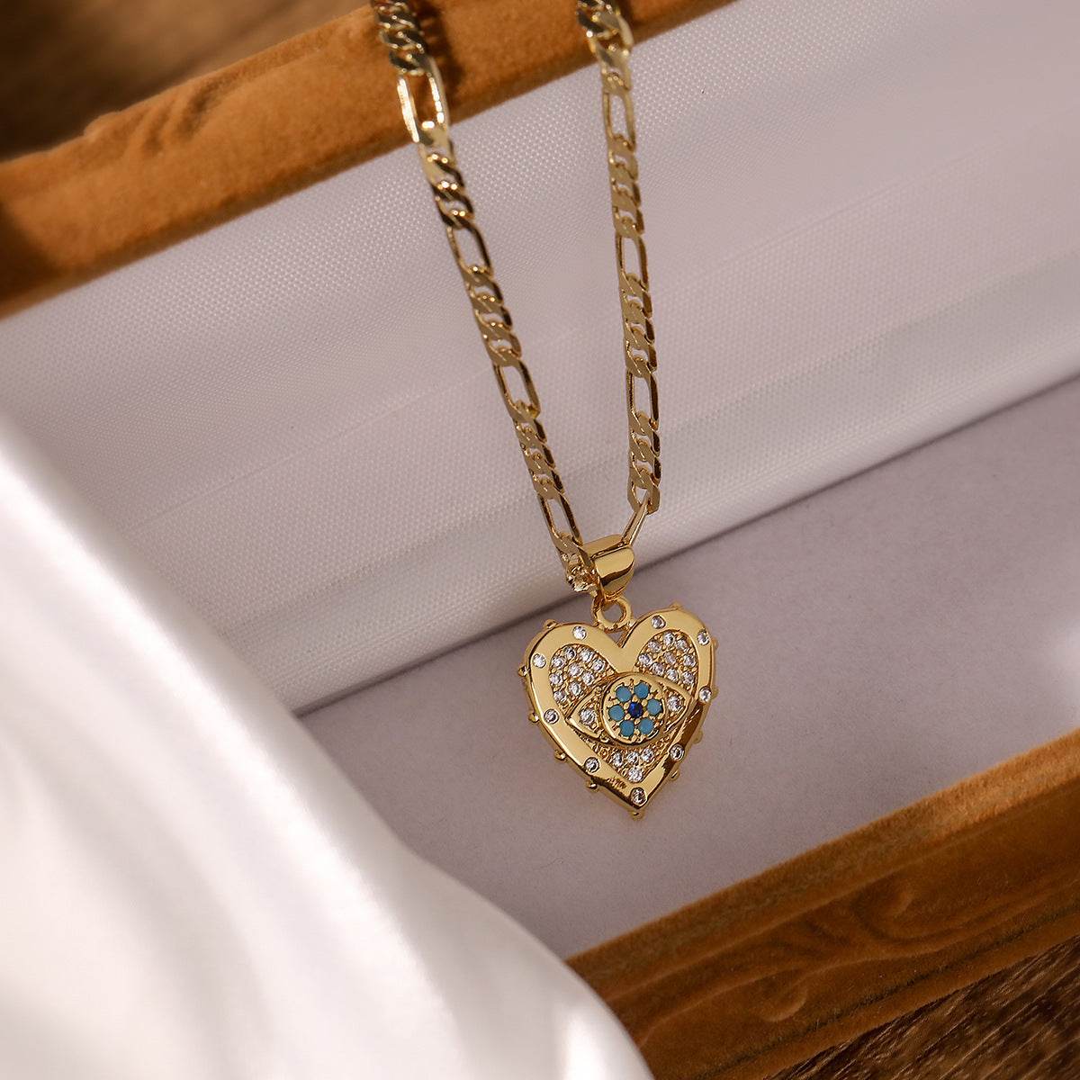 Fashion Jewelry Personality Copper Plated Real Gold Heart-shaped Zircon Pendant Necklace And Earrings Suite - Velora