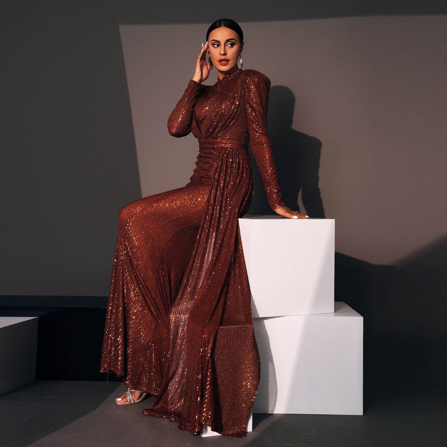 Long Sleeve Round Neck Sexy Slim Long Sequined Banquet Dress - Velora
