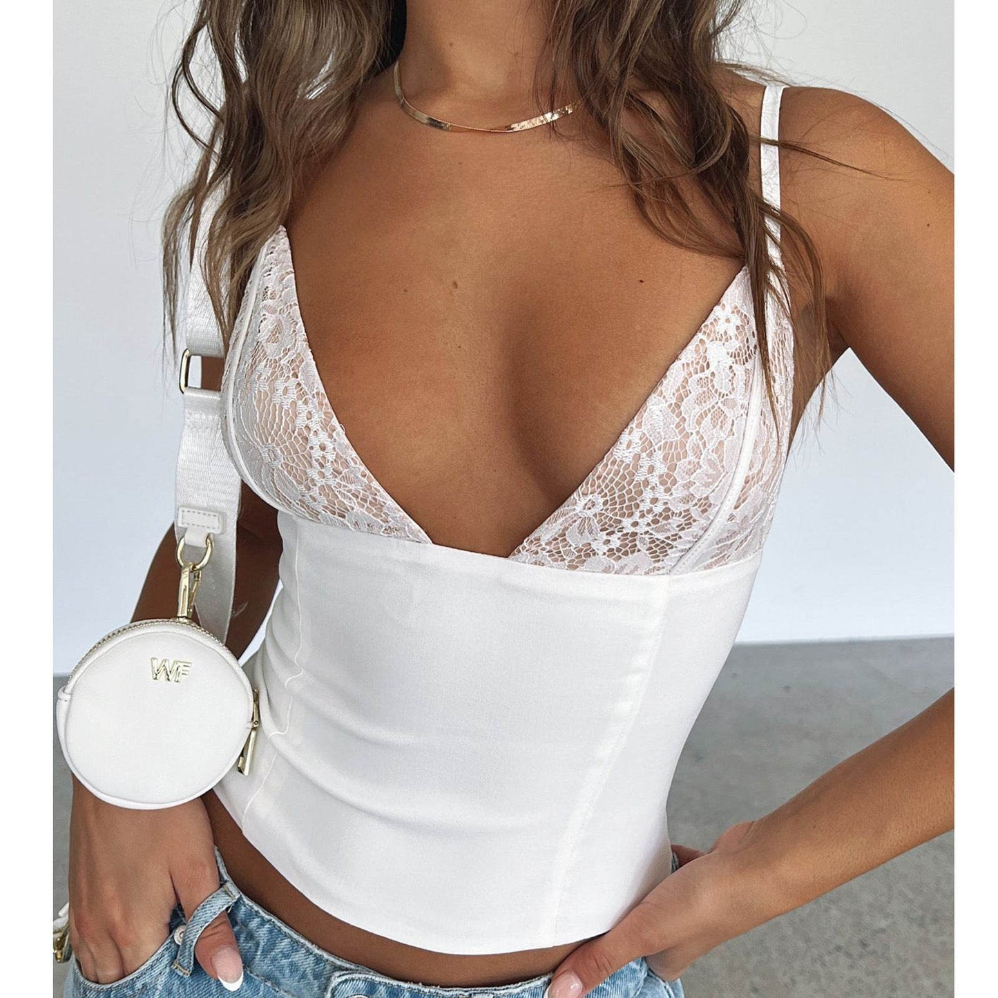 Women's V-neck Camisole Lace Vest With Back Zipper Design Summer Slim Sleeveless Tops - Velora
