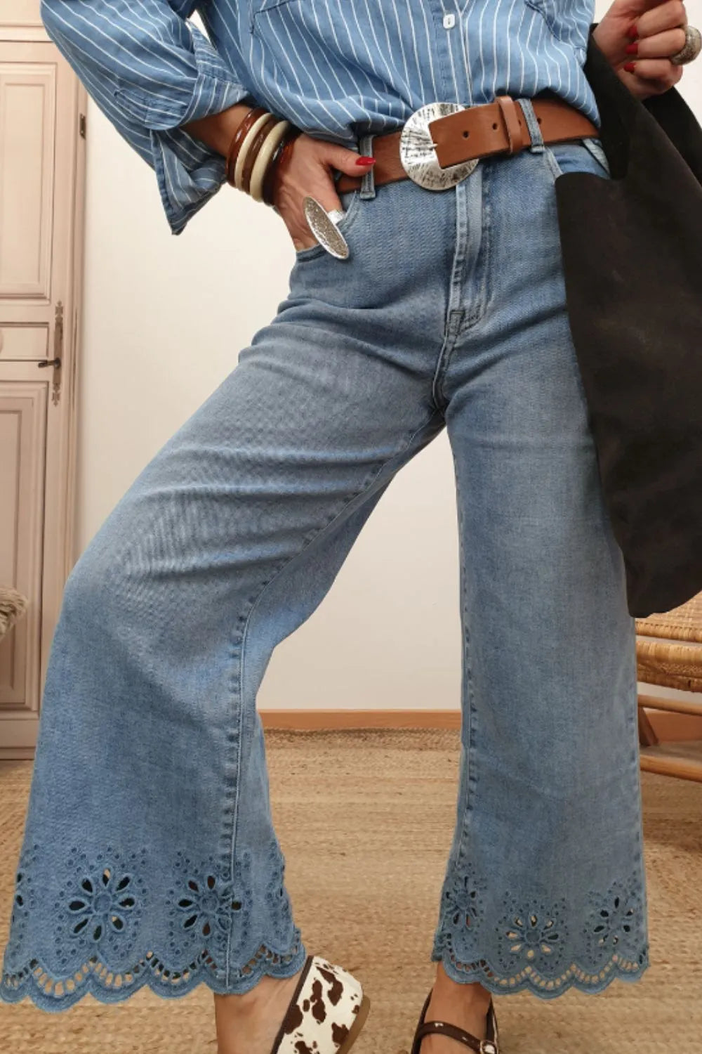 Lace Detail Cropped Wide Leg Jeans - Velora