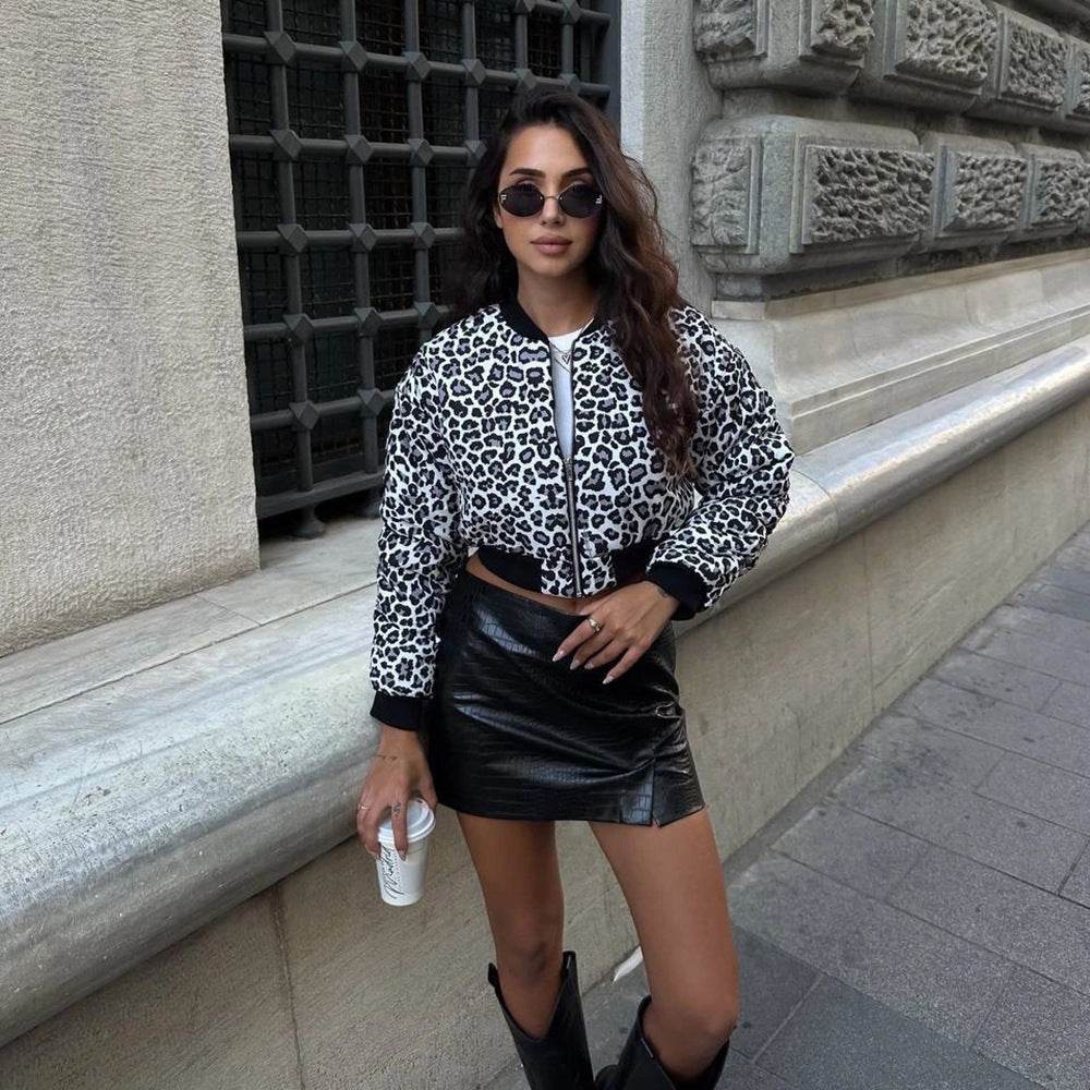 Color Effect Collar Short Women's Zipper Jacket Coat - Velora