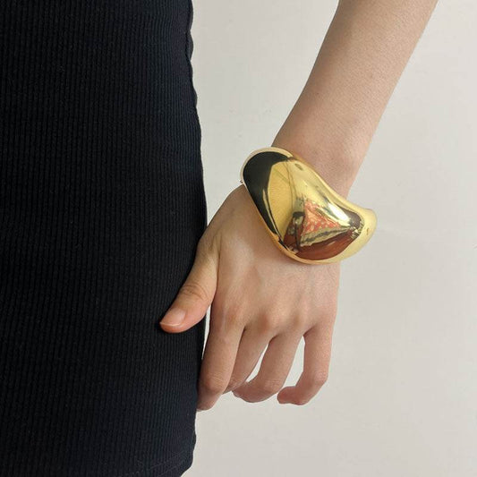 European And American Niche Retro Irregular Metal Wave Elastic Open-ended Bracelet - Velora