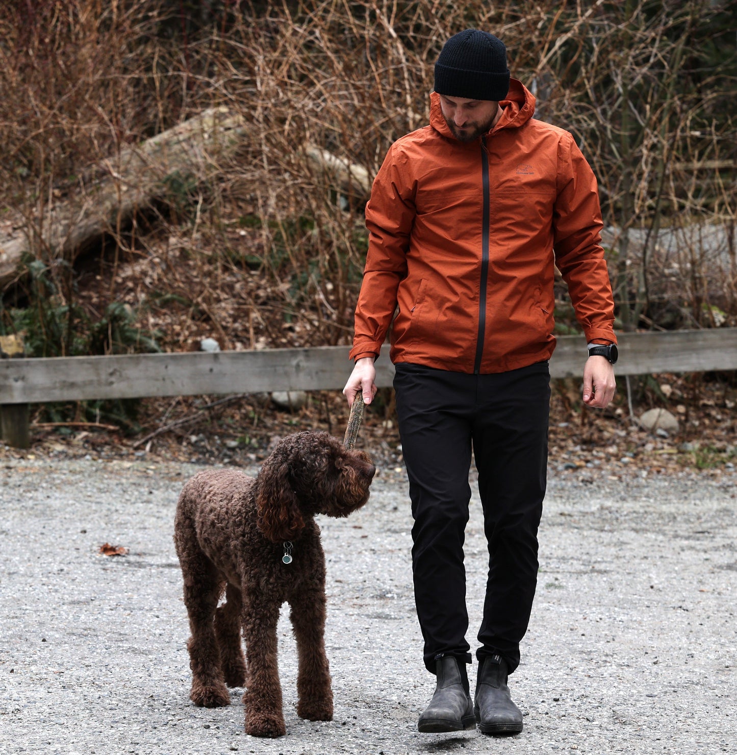 Portage Windbreaker - Velora