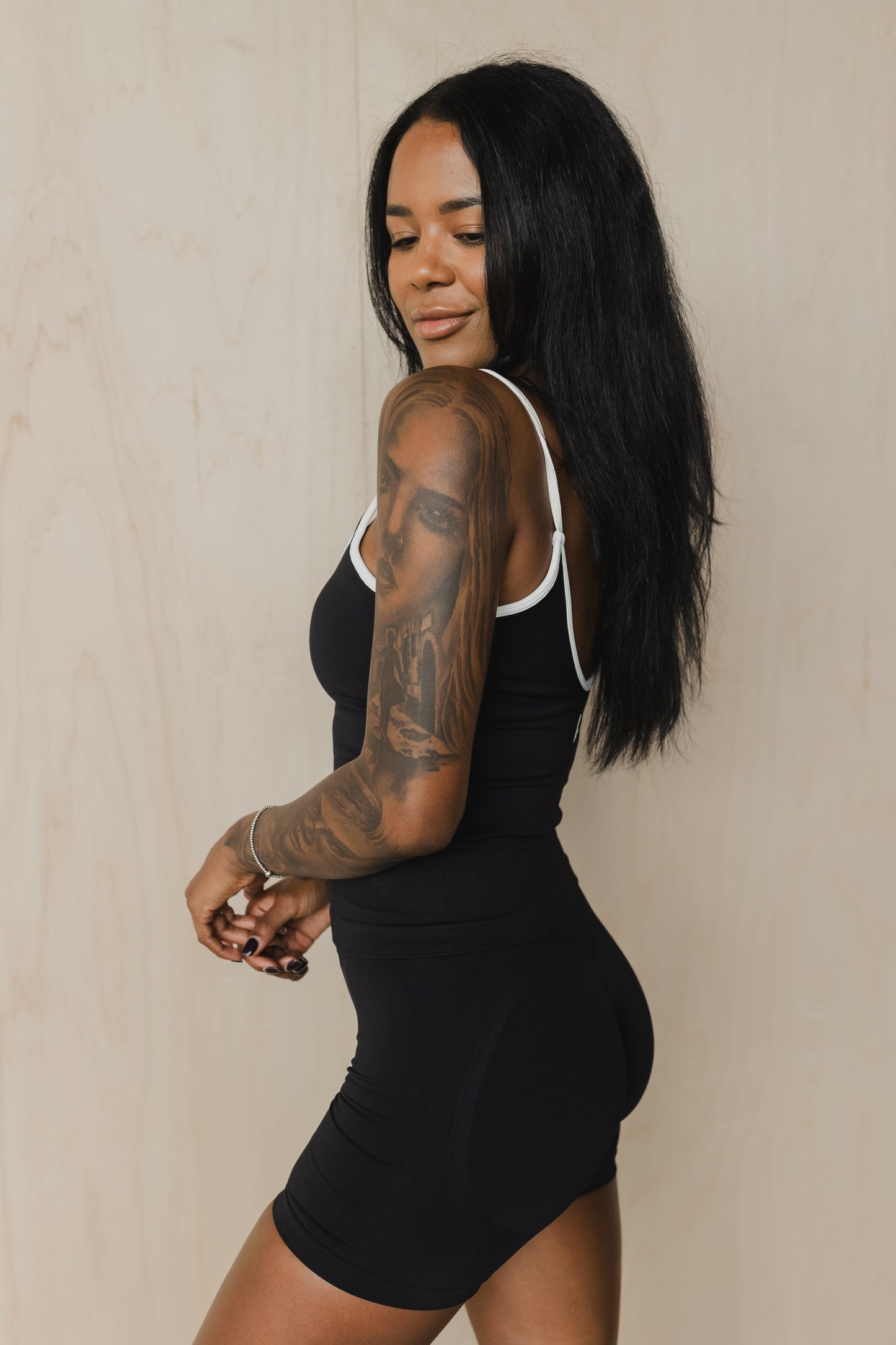 Sculpt Tank - Velora Luxury Fashion