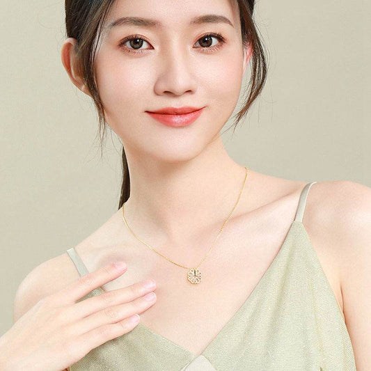 Retro Magnetic Folding Heart Shaped Four Leaf Clover Pendant Necklace Women Love Clavicle Chain Gifts Openable Choker Jewelry - Velora