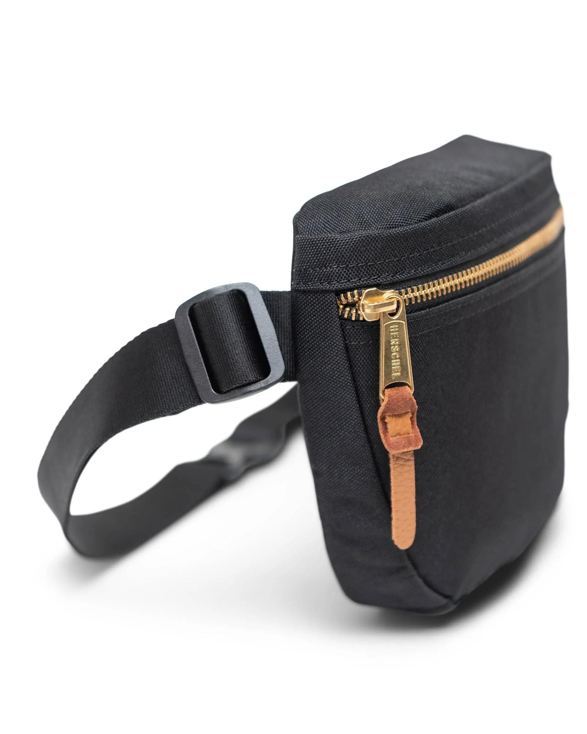 Settlement Hip Pack Black - 2L - Velora