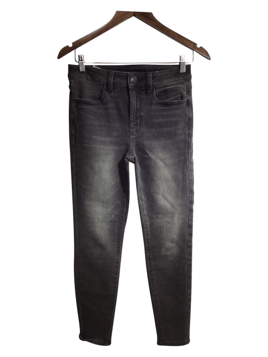 AMERICAN EAGLE Women Straight-Legged Jeans Regular fit in Black - 4 - Velora