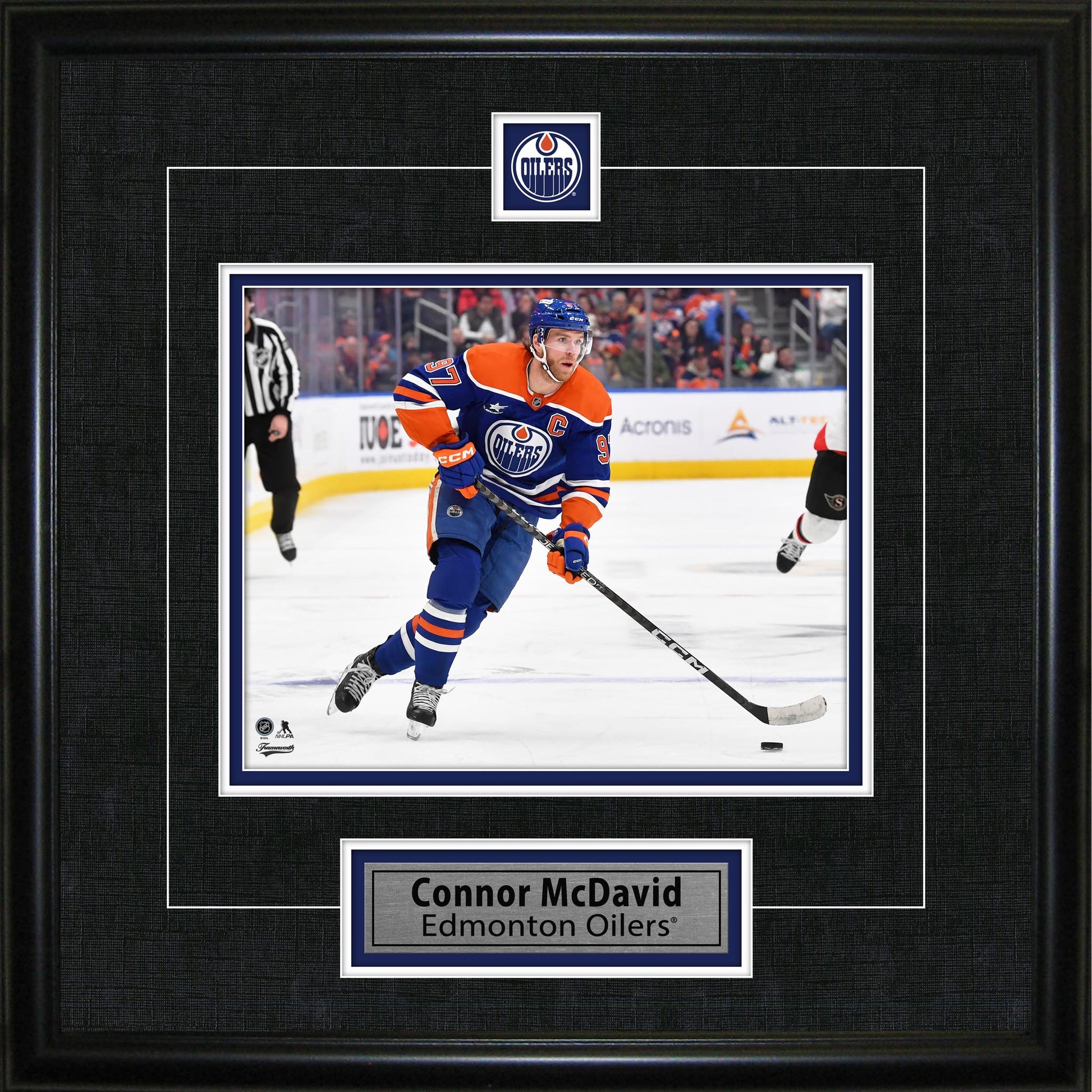 Connor McDavid Framed Pin & Plate Edmonton Oilers Frameworth Sports Marketing