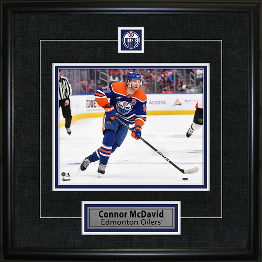 Connor McDavid Framed Pin & Plate Edmonton Oilers Frameworth Sports Marketing