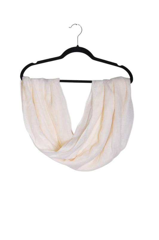 UNBRANDED Women Scarves Regular fit in White - S