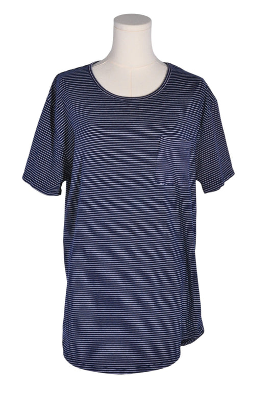 NATIONAL STANDARDS Women T-Shirts Regular fit in Blue - L - Velora