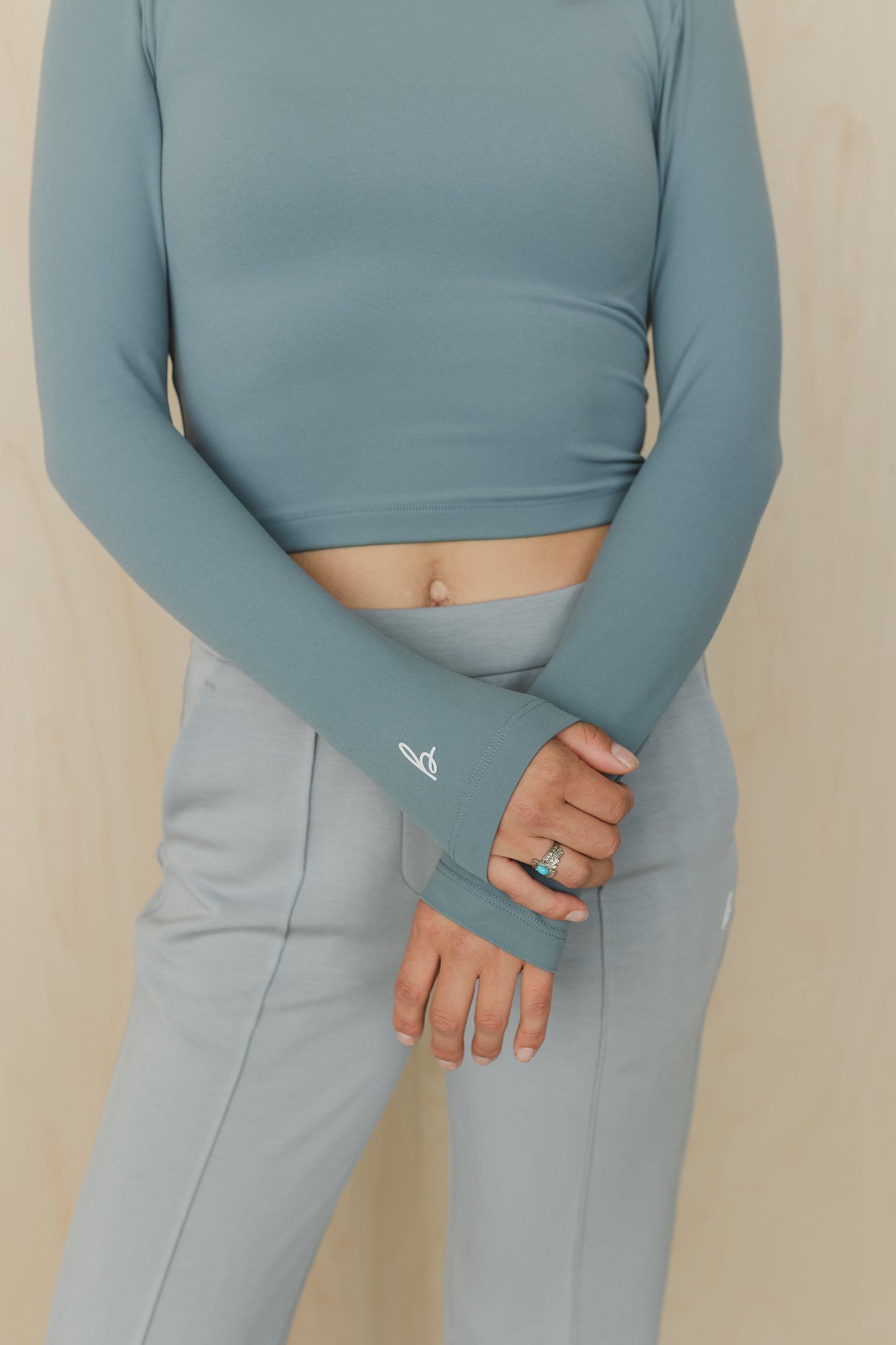 Annabelle Long Sleeve - Velora Luxury Fashion