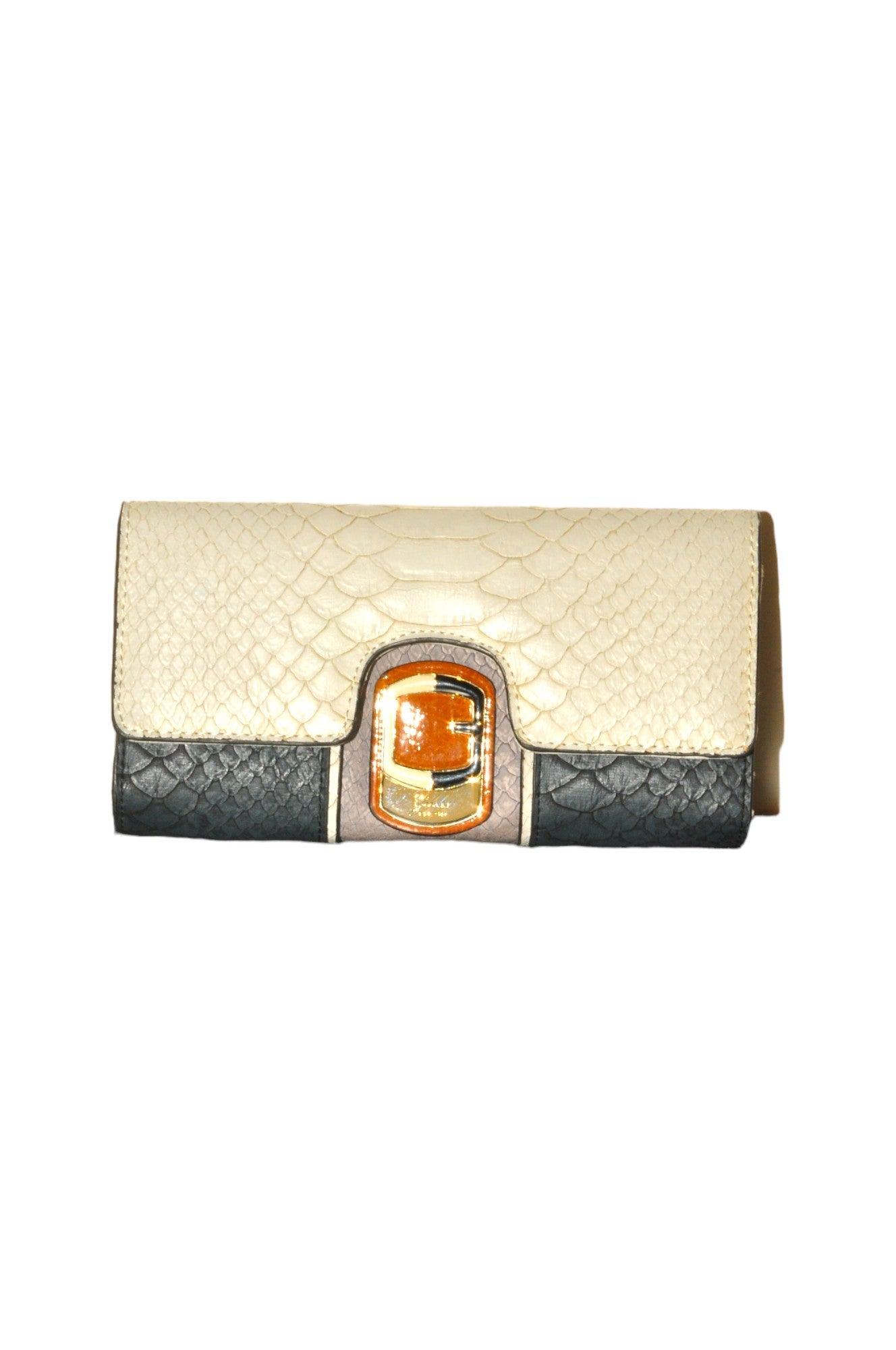 GUESS Women Handbags Regular fit in White - S - Velora