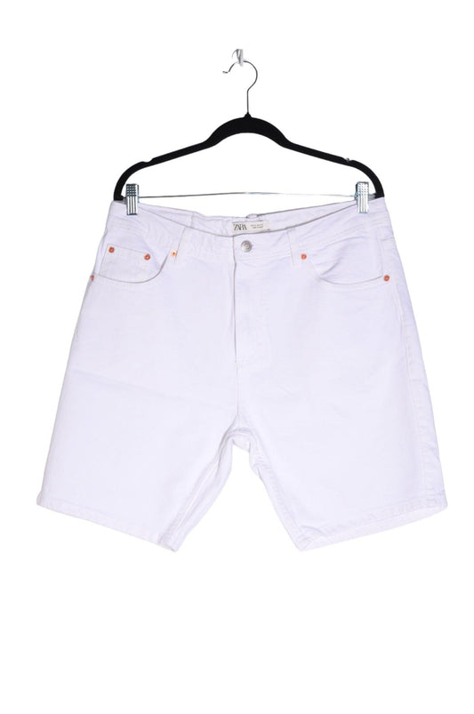 ZARA Men Denim Shorts Regular fit in White - 34 - Velora