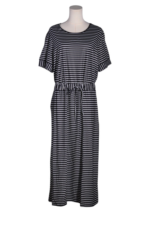 SHEIN Women Maxi Dresses Regular fit in Black - 2XL - Velora