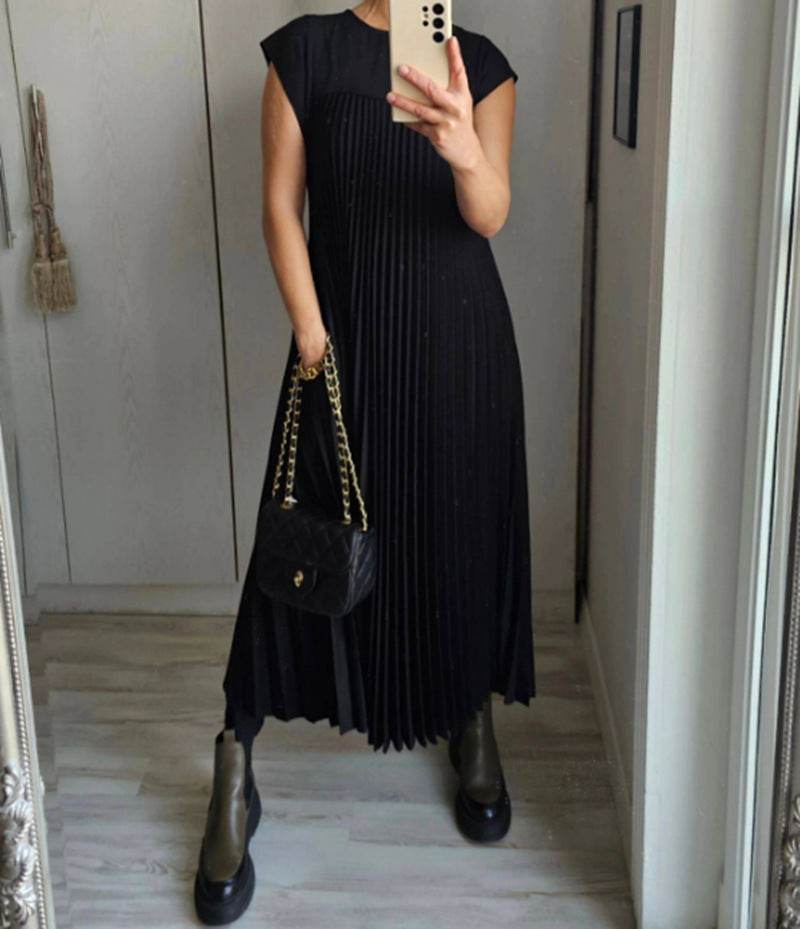 Short Sleeve Pleated Long Dress Summer Round Neck Dress Women's Clothing - Velora