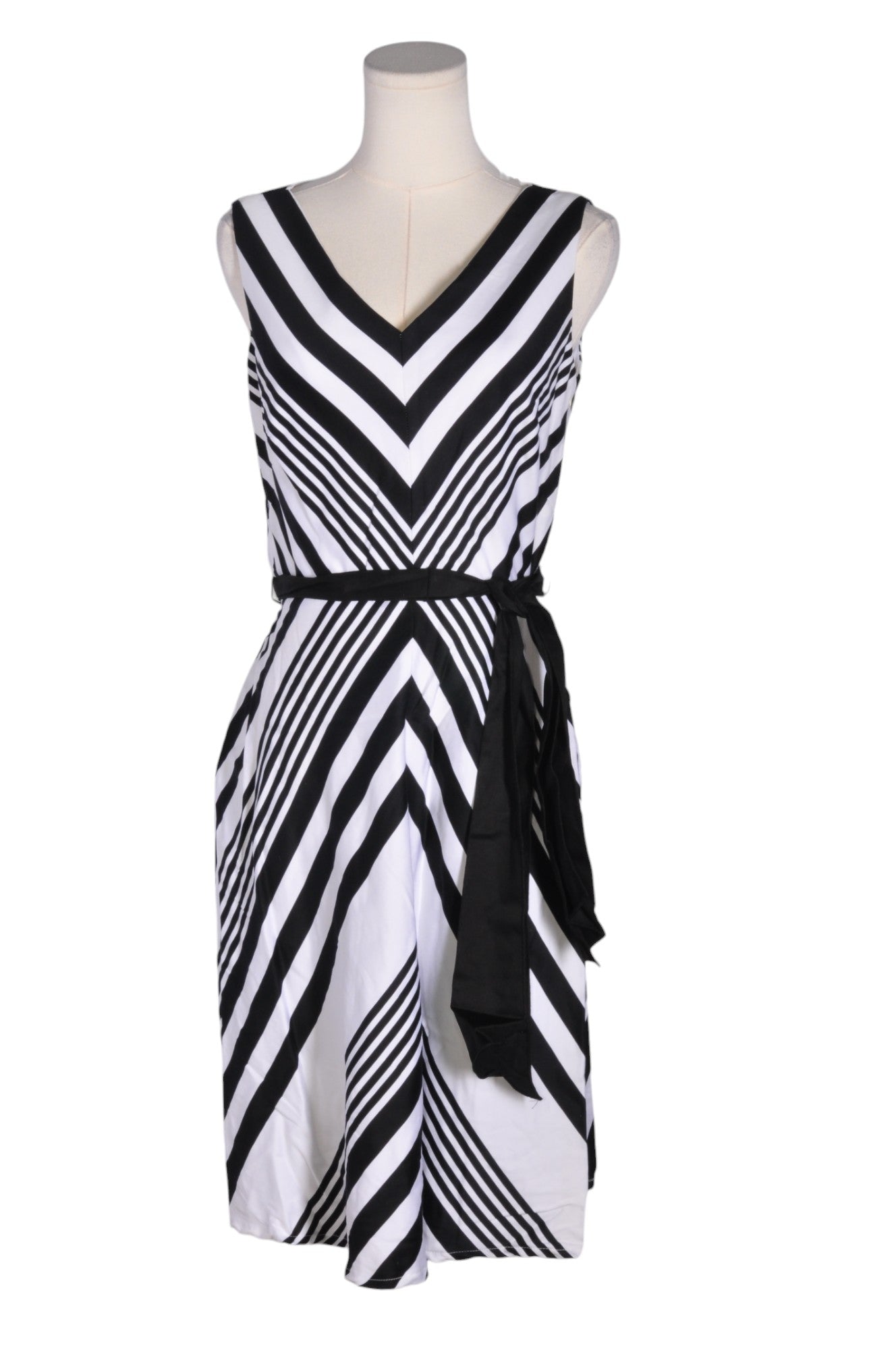 JOLIBEL Women A-Line Dresses Regular fit in White - S - Velora