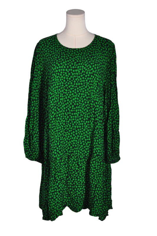 H&M Women Drop Waist Dresses Regular fit in Green - XL - Velora
