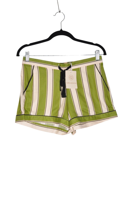 CIBERJAMMIES Women Classic Shorts Regular fit in Green - XS - Velora