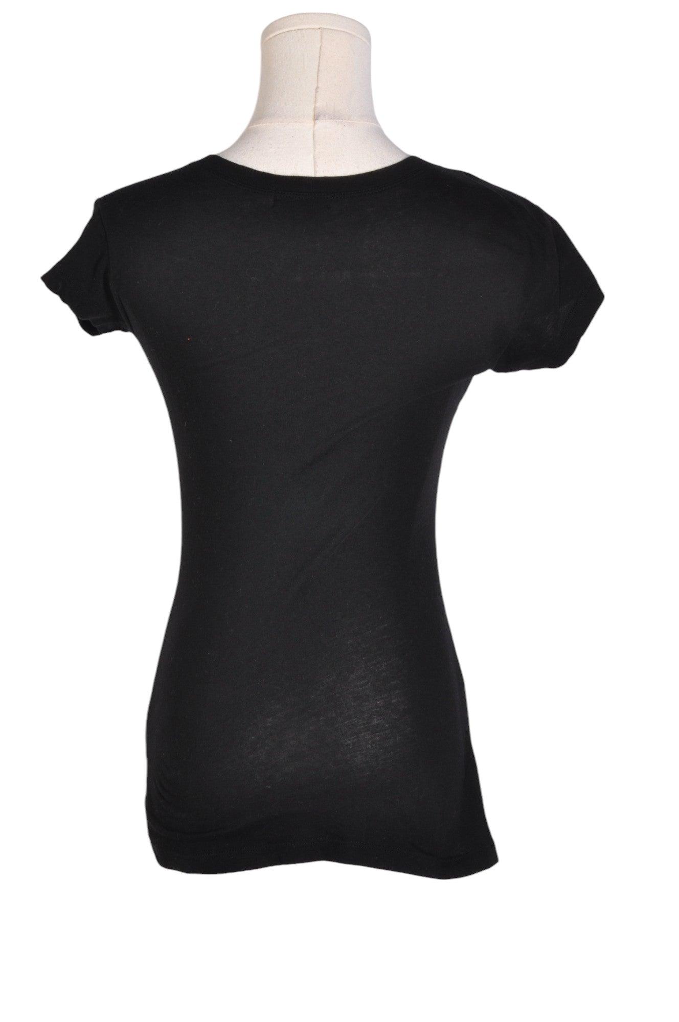 GUESS Women T-Shirts Regular fit in Black - XS Koop