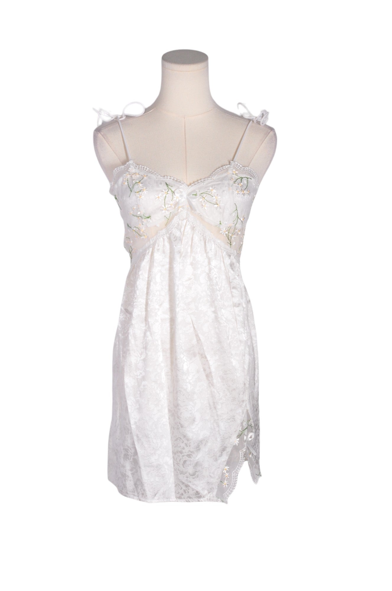 UNBRANDED Women Slip Dresses Regular fit in White - S - Velora