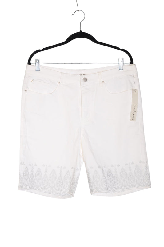TRIBAL Women Classic Shorts Regular fit in White - 12 - Velora