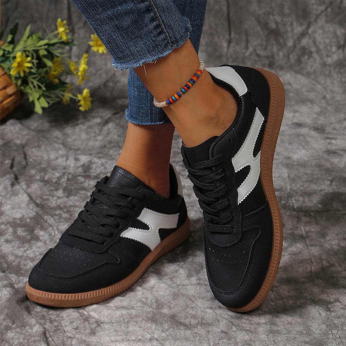 New Colorblock Lace-up Flats Shoes Fashion Round Toe Slip On Casual Shoes For Women - Velora