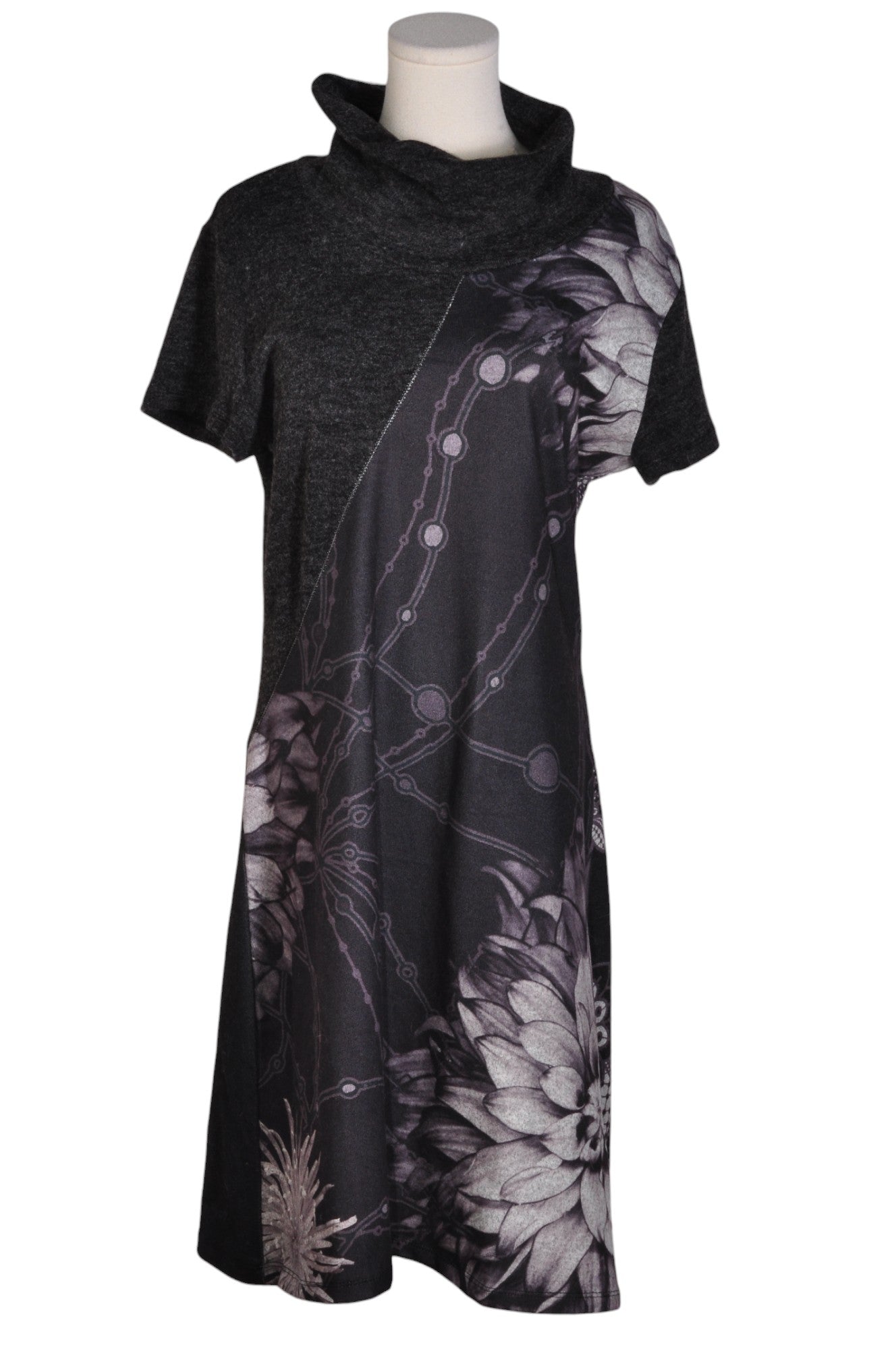 SMASH Women Drop Waist Dresses Regular fit in Black - XL Koop