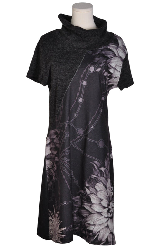 SMASH Women Drop Waist Dresses Regular fit in Black - XL Koop