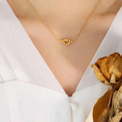 18K Gold-Plated Knotted Necklace - Velora Luxury Fashion